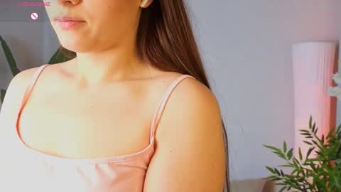 Snapshot of chocolatem1lk chatting on 10-06-25, 11:51 Jane online show from 10-06-25, 11:51