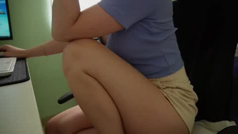 Snapshot of chocomon chatting on 09-15-25, 12:16 Happy flower online show from 09-15-25, 12:16