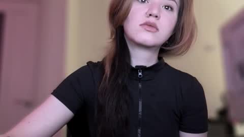 Lissa online show from 01-06-26, 05:11