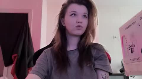 Lissa online show from 02-08-26, 01:25