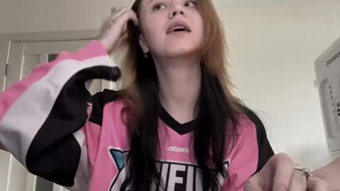 Lissa online show from 04-13-26, 09:59