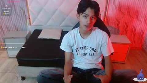 Snapshot of chos_tay chatting on 06-03-26, 02:33 chos_tay online show from 06-03-26, 02:33