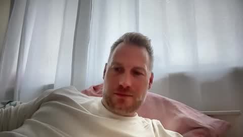 Christian online show from 10-01-25, 01:39