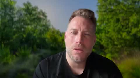 Snapshot of chris2024x chatting on 06-09-26, 04:24 Christian online show from 06-09-26, 04:24