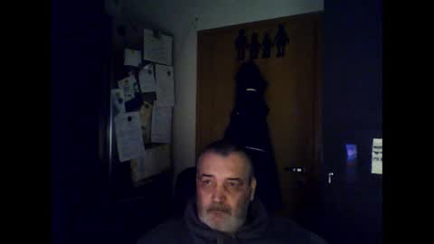 Snapshot of chris250268 chatting on 12-03-24, 07:10 Chris online show from 12-03-24, 07:10