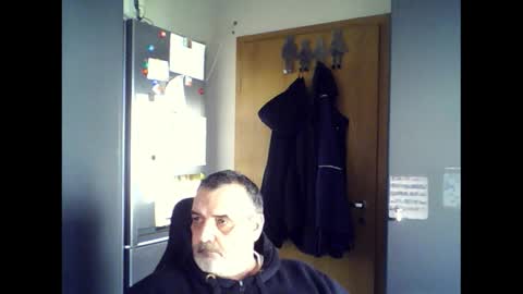 Snapshot of chris250268 chatting on 12-27-24, 12:01 Chris online show from 12-27-24, 12:01