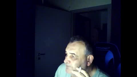 Chris online show from 08-02-26, 01:48
