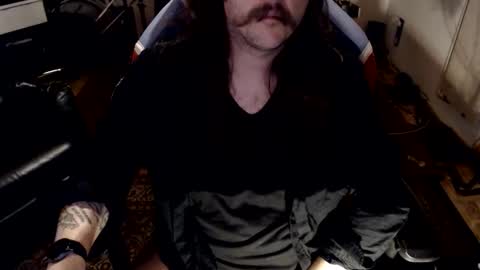 Chris online show from 04-09-26, 01:49