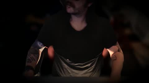 Chris online show from 04-22-26, 04:48