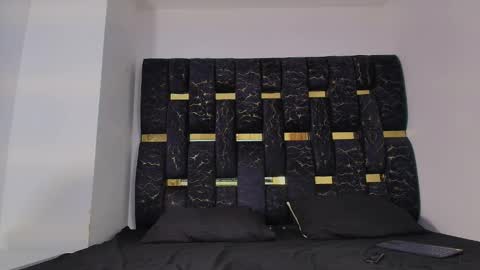 Chris B online show from 12-22-25, 09:34