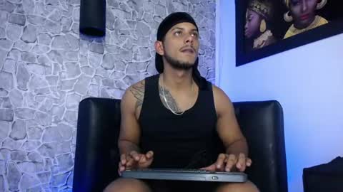 chris_dick2 online show from 07-23-26, 05:49