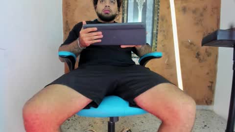 chris_evans00 online show from 02-20-26, 12:16