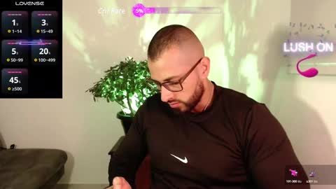 Snapshot of chris_magnum_ chatting on 03-12-25, 02:20 cris Twitter magnum101010 insta magnumc20 online show from 03-12-25, 02:20