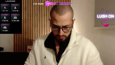 Snapshot of chris_magnum_ chatting on 10-13-25, 12:32 cris Twitter magnum101010 insta magnumc20 online show from 10-13-25, 12:32
