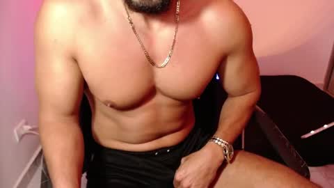 cris         Twitter magnum101010 insta magnumc20 online show from 06-20-26, 08:33