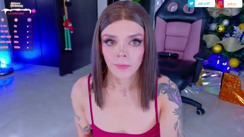 juli   Instagram july rv17 - Twitter juli rv17     online show from 12-19-24, 12:12