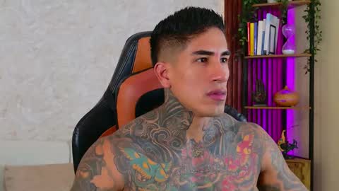 chris reilly online show from 11-23-25, 02:50