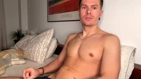 chris_stev47 online show from 12-13-24, 07:43