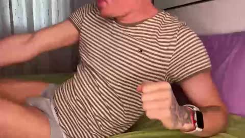 chris_stev47 online show from 01-25-25, 09:47