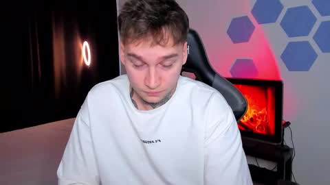 Chris Tyson online show from 11-27-25, 06:37