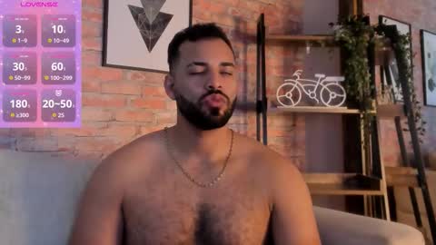 Snapshot of chris_varden chatting on 01-10-26, 01:24 Chris Varden online show from 01-10-26, 01:24