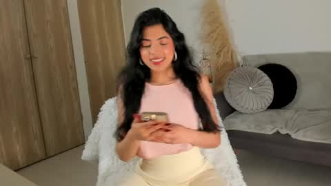 Chrishell online show from 04-19-26, 04:45