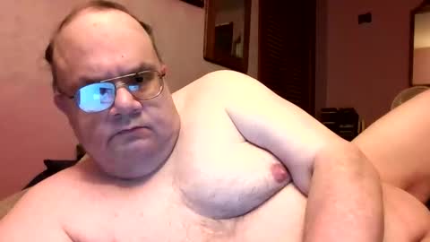 Snapshot of chrismini312 chatting on 05-09-26, 02:50 Chris The Jerk Off King online show from 05-09-26, 02:50