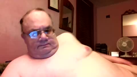 Snapshot of chrismini312 chatting on 05-15-26, 01:12 Chris The Jerk Off King online show from 05-15-26, 01:12