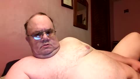 Snapshot of chrismini312 chatting on 05-24-26, 03:33 Chris The Jerk Off King online show from 05-24-26, 03:33