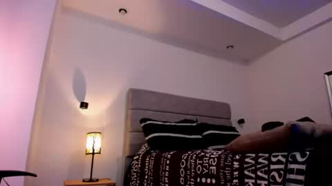 chrismorgan24 online show from 06-11-26, 12:32