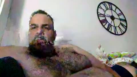 Snapshot of chrisole chatting on 05-19-26, 06:36 chris ole online show from 05-19-26, 06:36