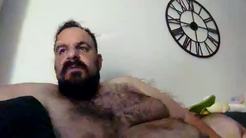 Snapshot of chrisole chatting on 05-28-26, 05:43 chris ole online show from 05-28-26, 05:43