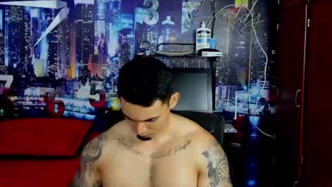 Snapshot of chriss_stewart2 chatting on 06-26-26, 02:38 Chriss Stewart online show from 06-26-26, 02:38