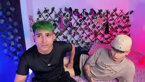 Christian Wang online show from 04-21-26, 01:42