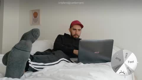 Cardamomo online show from 11-23-25, 03:56