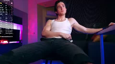 UPVOTE ME ------  ILL DO SOMETHING FOR FREE online show from 06-13-26, 07:56