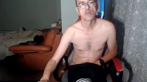 Snapshot of christiantboy chatting on 06-09-26, 02:45 ChristiantBoy online show from 06-09-26, 02:45