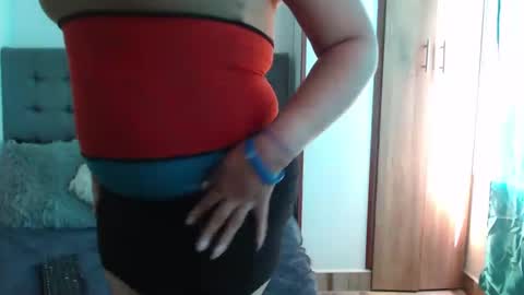 Christine Moore online show from 01-17-25, 05:30