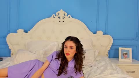 christinaconte online show from 03-09-25, 05:17