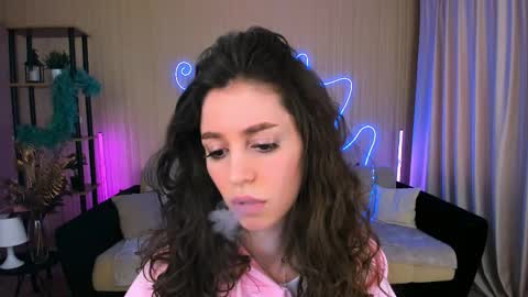 christinaconteeree online show from 09-25-25, 01:26