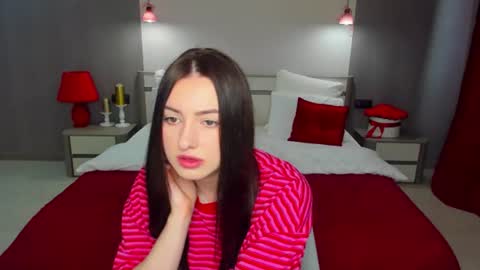 Christina Florence online show from 06-14-26, 06:04