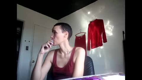 Snapshot of christinasaunters chatting on 01-15-25, 09:41 Christina Saunters online show from 01-15-25, 09:41