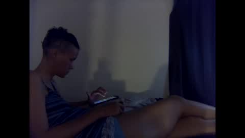 Snapshot of christinasaunters chatting on 10-13-25, 04:01 Christina Saunters online show from 10-13-25, 04:01