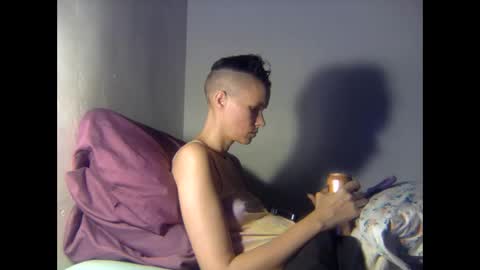 Snapshot of christinasaunters chatting on 11-14-25, 12:04 Christina Saunters online show from 11-14-25, 12:04