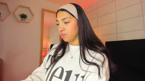 Christine  online show from 10-02-25, 12:12