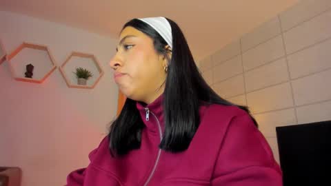 Christine  online show from 11-20-25, 12:05