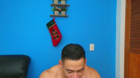 Snapshot of christopher_w chatting on 12-07-24, 03:04 Christopher online show from 12-07-24, 03:04