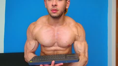 Snapshot of christopher_w chatting on 12-15-24, 01:02 Christopher online show from 12-15-24, 01:02