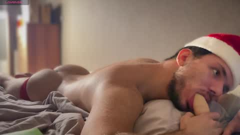 Snapshot of christophertan chatting on 12-10-24, 01:22 Christopher online show from 12-10-24, 01:22