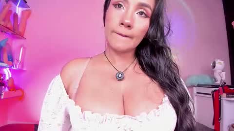 christy online show from 11-19-25, 12:43